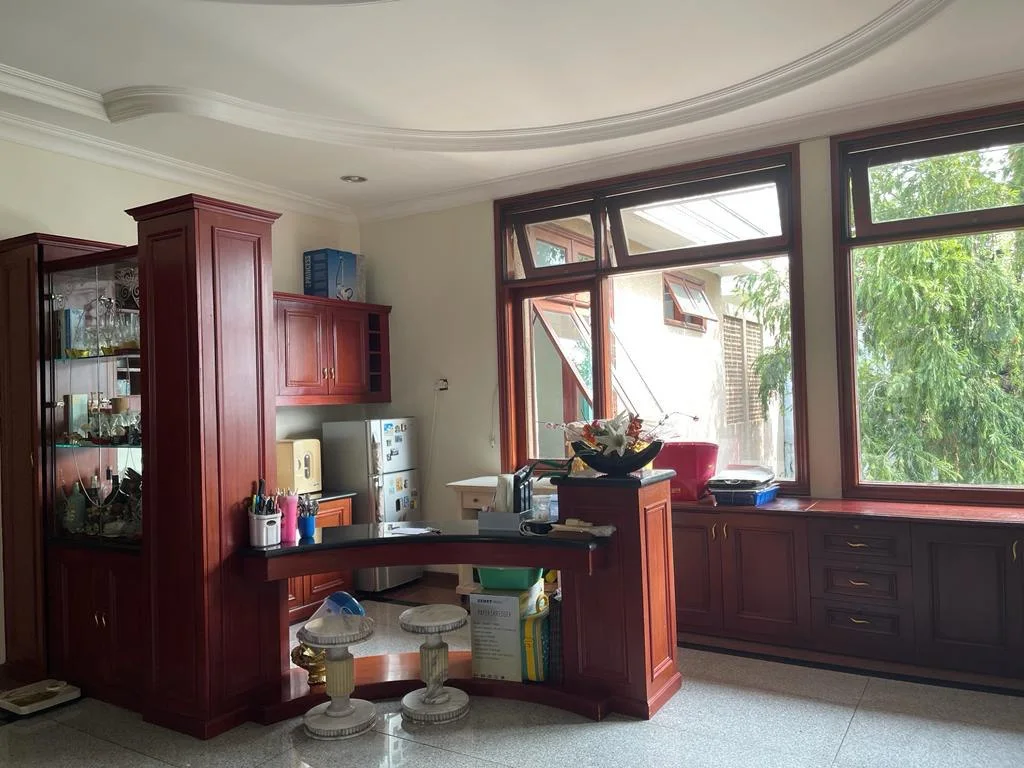 Dijual Rumah Mewah Luas di Kawasan Elit Regency Site Surabaya Barat - Thumbnail 2