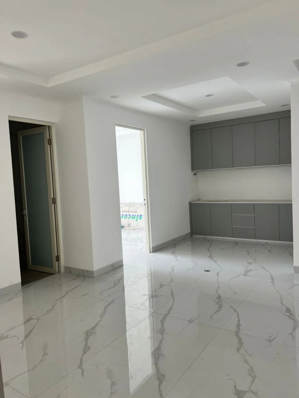 Dijual Rumah 3 Lantai Siap Huni di Pakuwon City Grand Island Suvadiva Surabaya Timur - Thumbnail 4