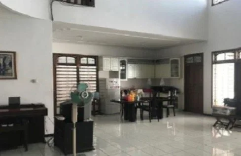 Dijual-Rumah-Murah-dan-Luas-di-Dharmahusada-Indah-Surabaya-Timur