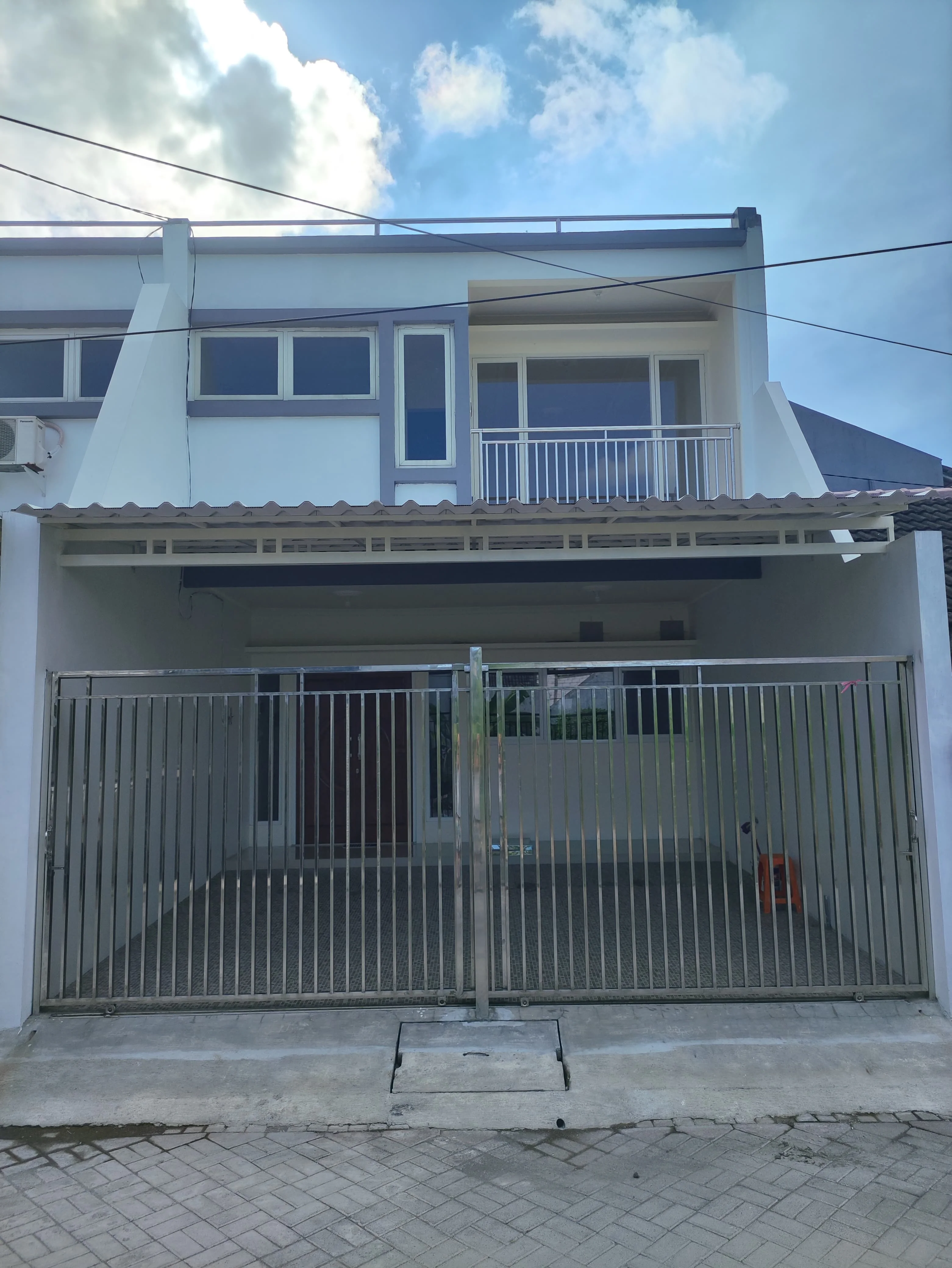 JUAL-RUMAH-BARU-DI-SURABAYA-TIMUR