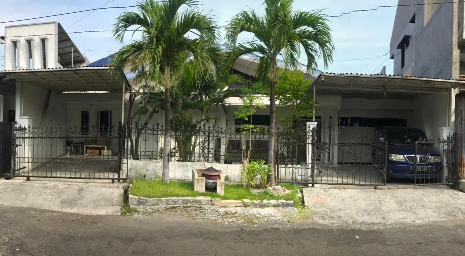 Jual-Rumah-Terawat-1-Lantai-Pondok-Nirwana-Lokasi-Strategis-Dekat-MERR-Raya-Ir
