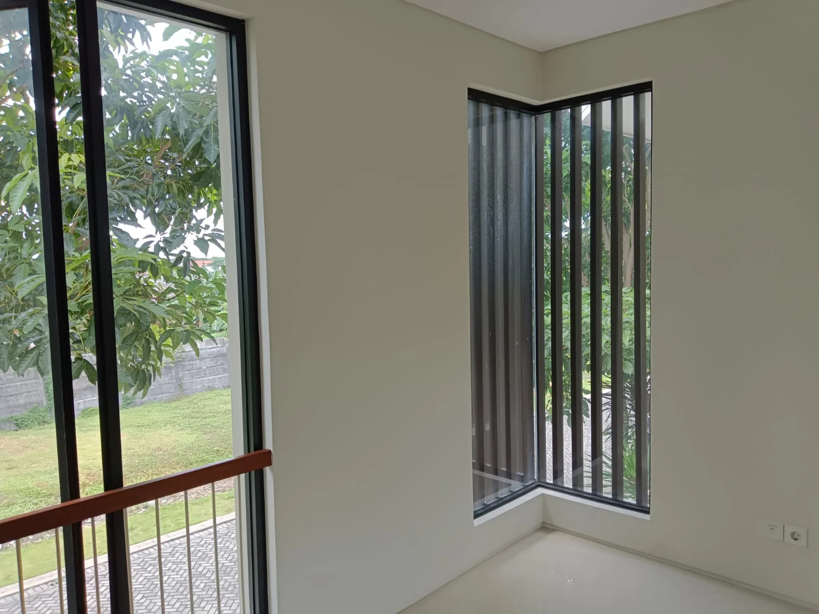 Dijual Rumah Baru di Citraland Utara Cluster Northwest Lake Surabaya Barat - Thumbnail 2