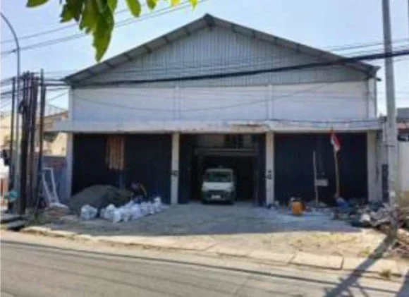 foto-tampak-depan-lelang-gudang-manukan