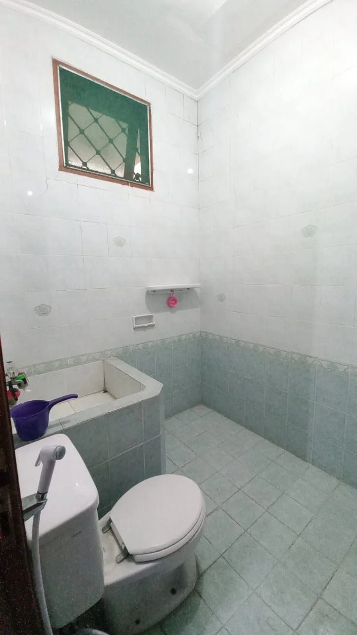 Dijual Rumah Strategis di Dharmahusada Regency Surabaya Timur - Thumbnail 4