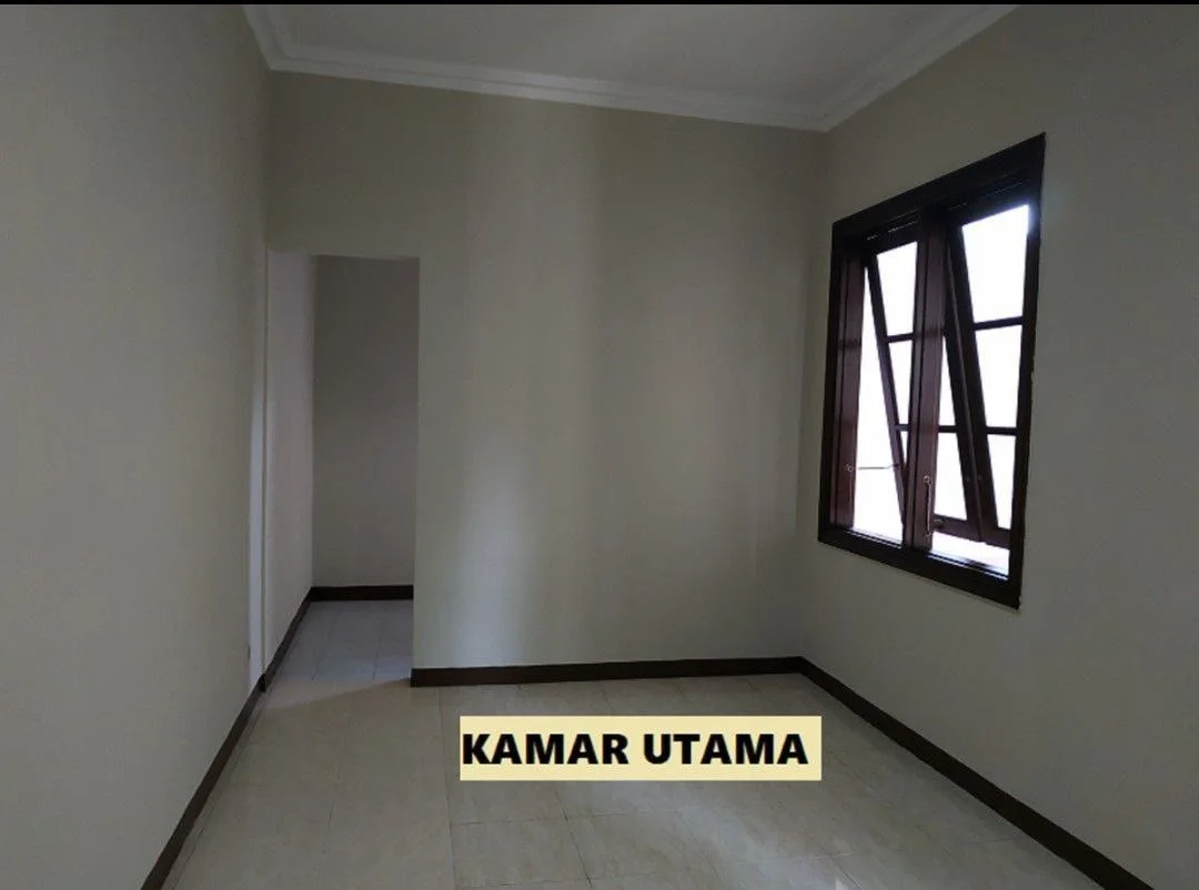 Disewakan Rumah Strategis di Fullerton Citraland Surabaya Barat - Thumbnail 4