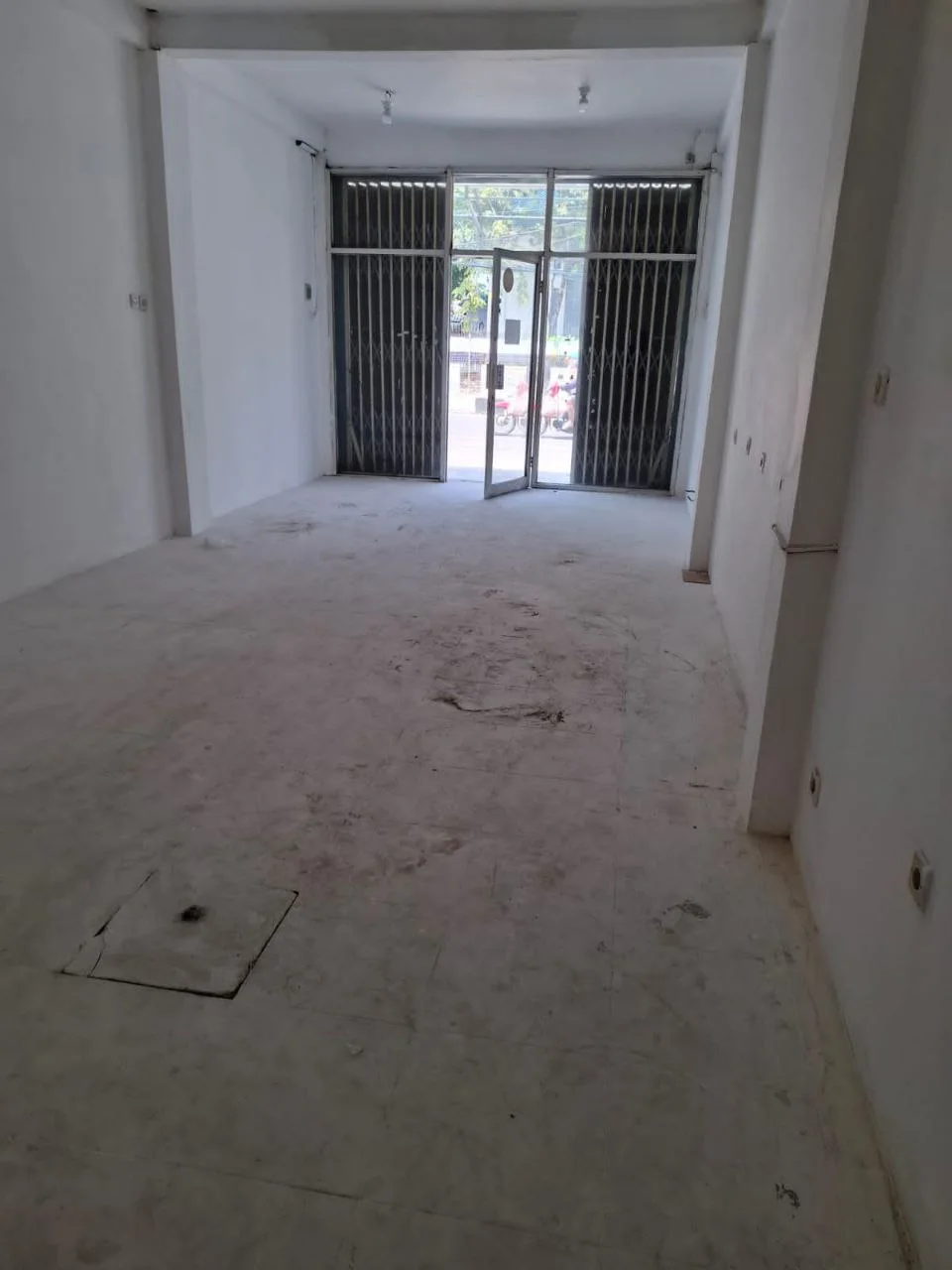 Dijual Ruko Strategis di Jalan Raya Kali Rungkut Surabaya Timur - Thumbnail 4