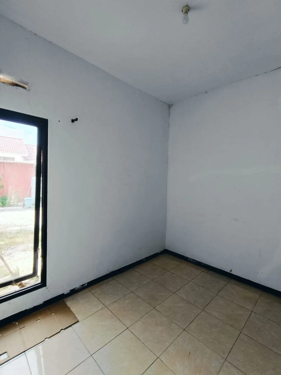 Dijual Rumah Strategis di Perumahan Permata Green Menganti Regency Gresik - Thumbnail 4
