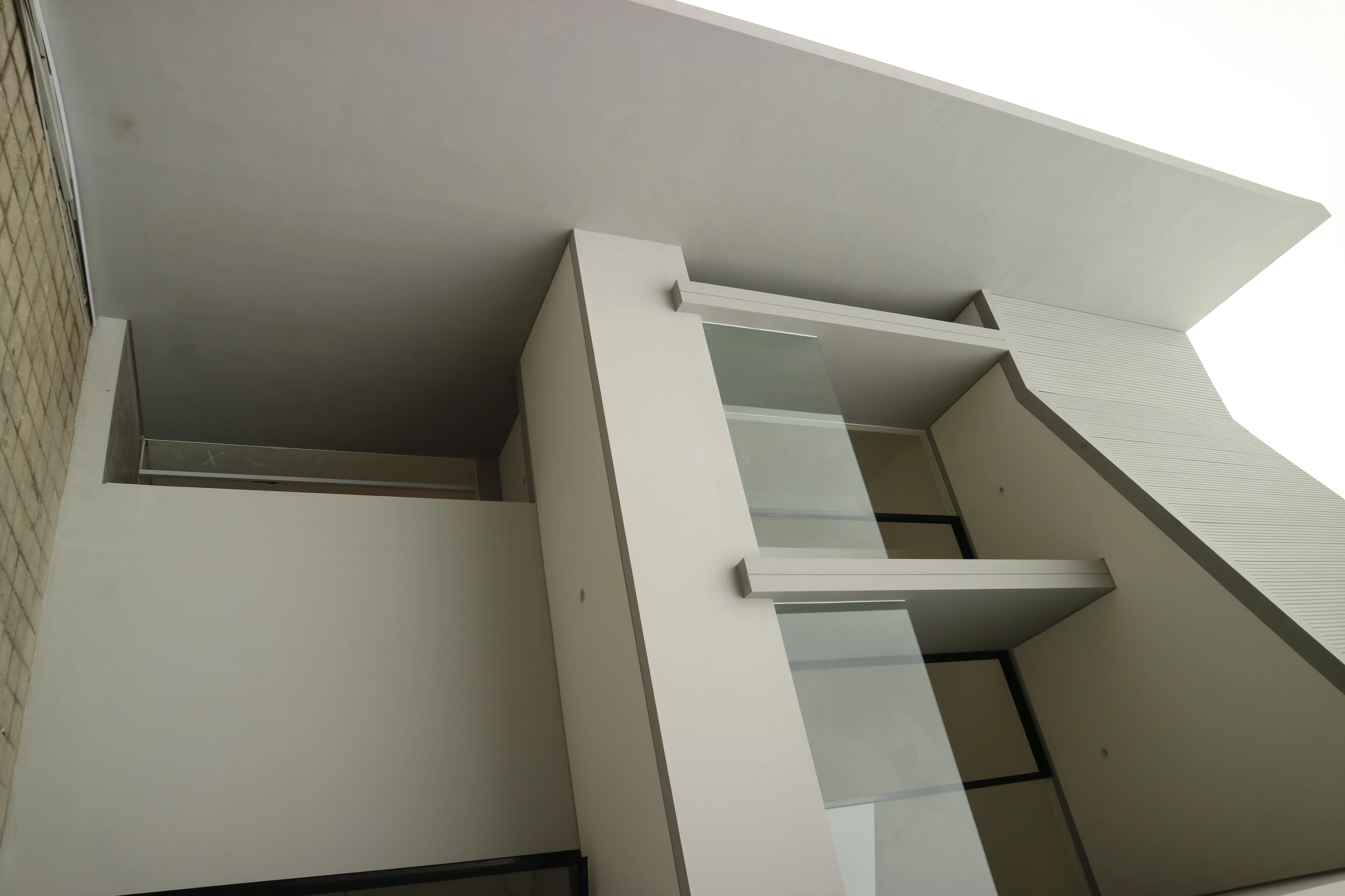 Dijual Rumah Baru Siap Huni di Kawasan Eksklusif Graha Green Garden Surabaya Barat - Thumbnail 4