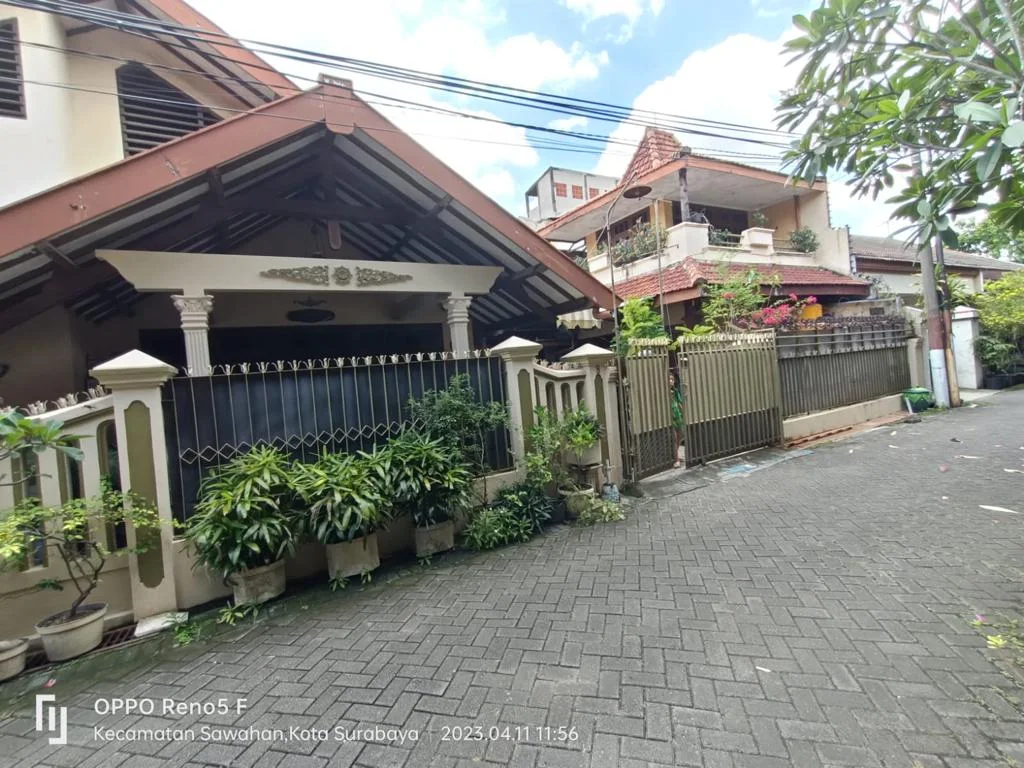 Dijual Rumah Luas Lokasi Strategis di Jalan Pakis Tirtosari Surabaya Barat - Thumbnail 3