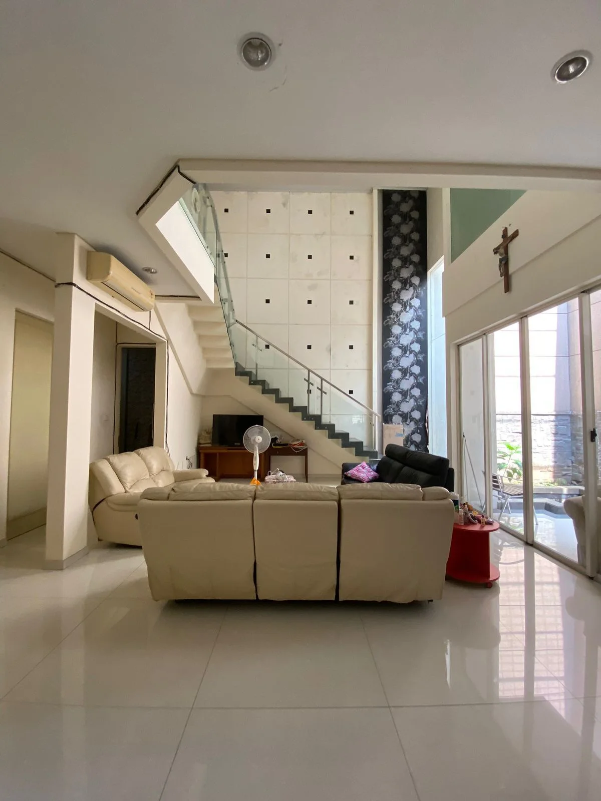 Dijual Rumah Minimalis di Pakuwon City Surabaya Timur - Thumbnail 3