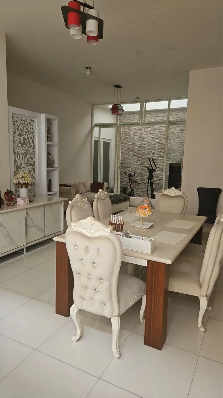 Dijual Rumah Lokasi Strategis Siap Huni Kendangsari Surabaya Selatan - Thumbnail 4