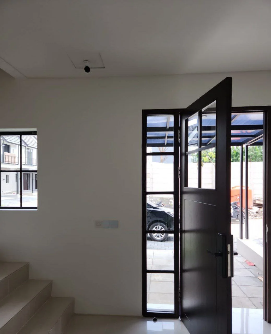Disewakan Rumah Baru Gress Minimalis Graha Natura Dandelion Surabaya Barat - Thumbnail 3