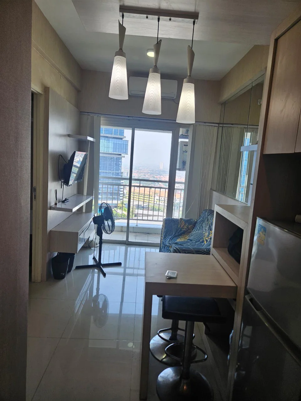 Disewakan Unit Nyaman Dan Siap Huni di Apartemen Tanglin Surabaya Barat - Image 1