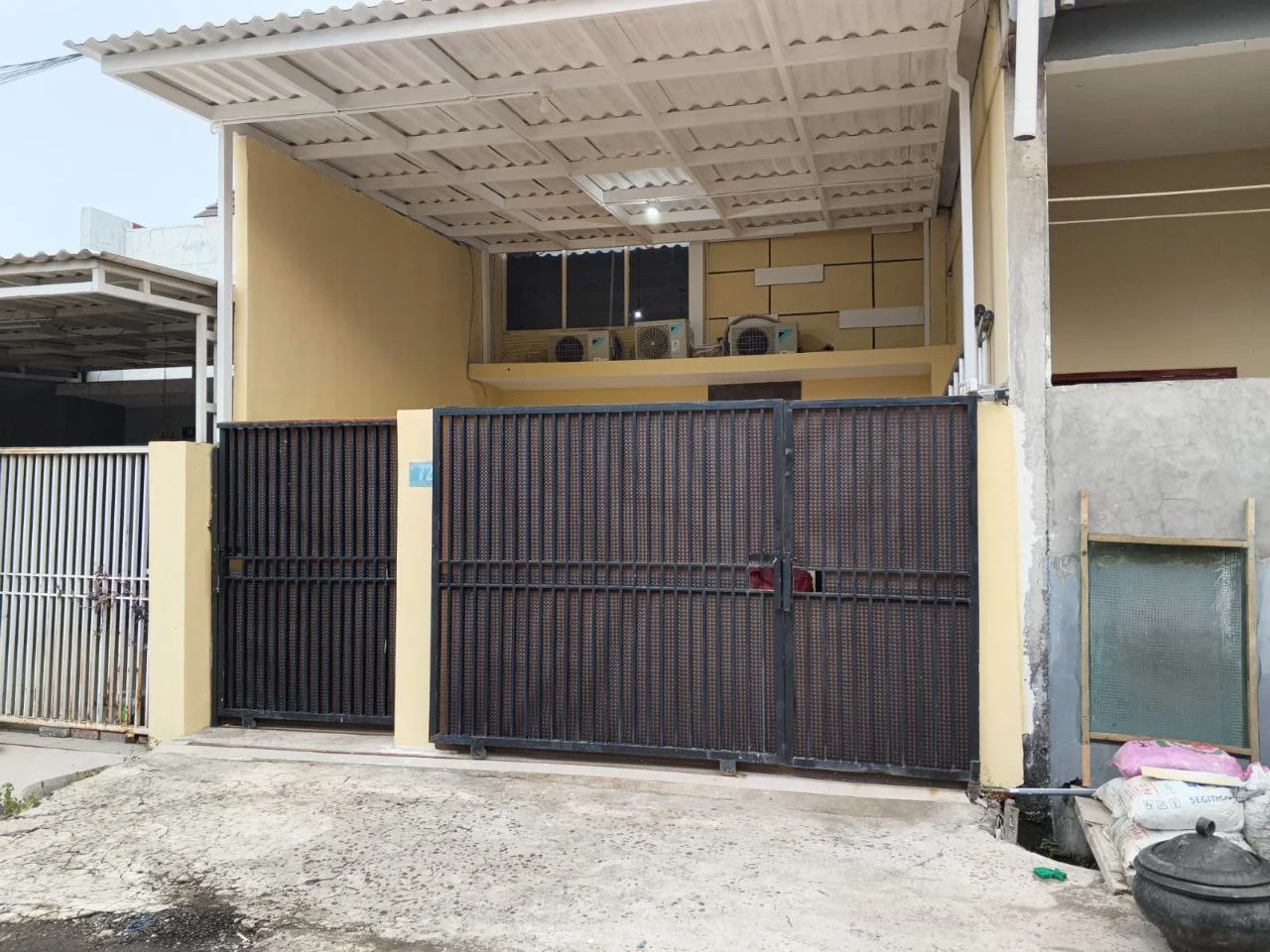 Dijual Rumah Siap Huni dan Butuh Cepat Medokan Ayu Utara Surabaya Timur - Thumbnail 2