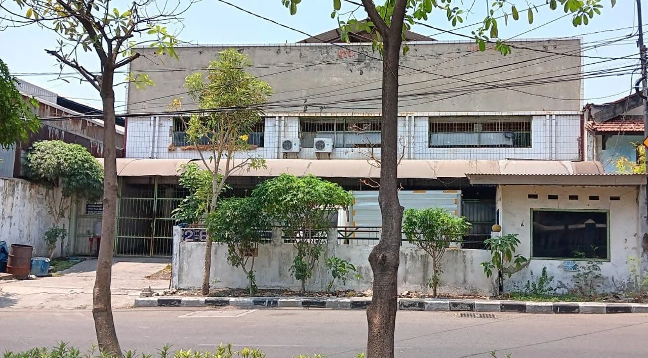 pabrik-di-jalan-zamhuri