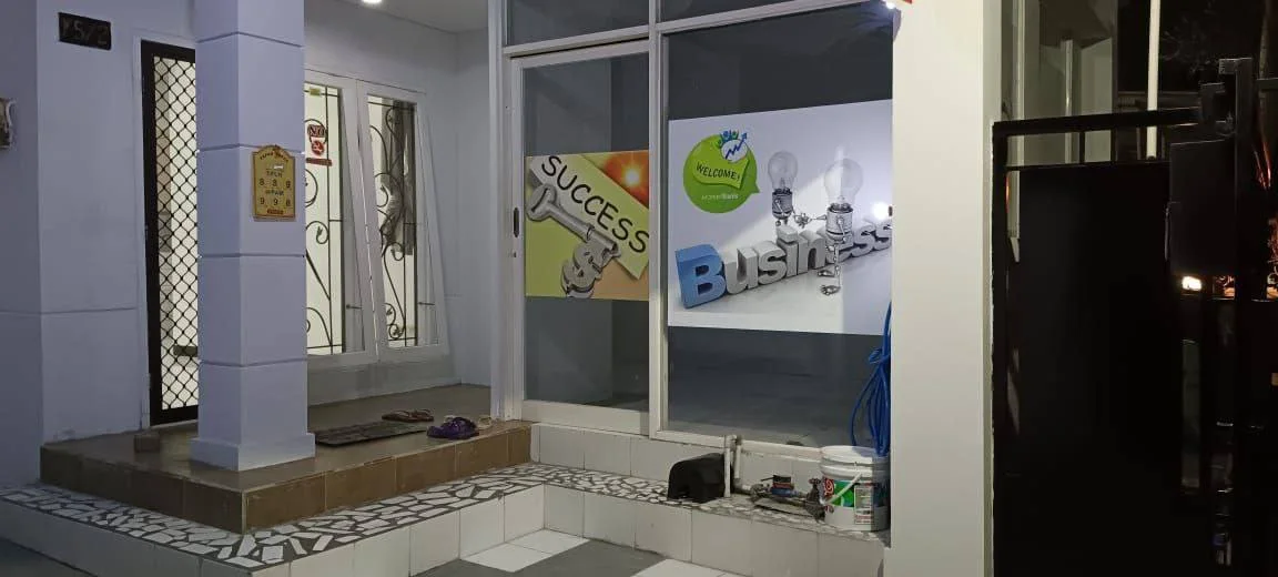 Dijual Rumah 1.5 Lantai Siap Huni di Bukit Palma Citraland Surabaya Barat - Thumbnail 4