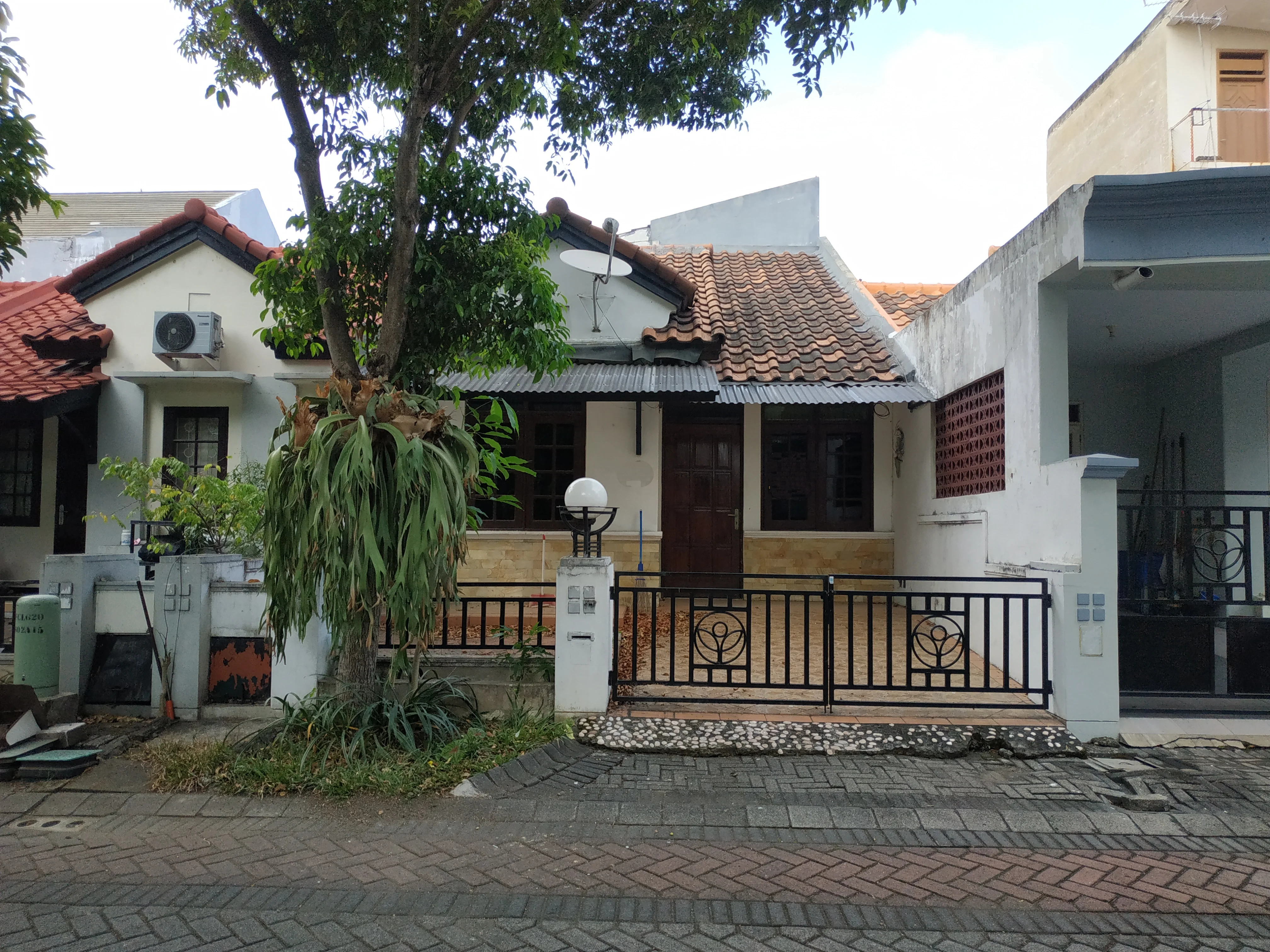 Dijual-Cepat-Rumah-di-Alam-Hijau-Citraland-Surabaya-Barat