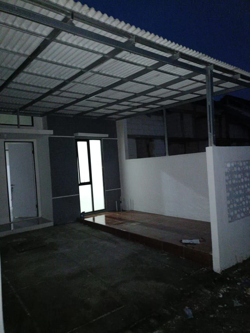 Dijual Rumah Baru Siap Huni di Kawasan Perum Golden East Berril Menganti Gresik - Thumbnail 4