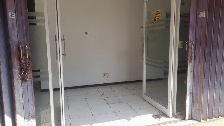 Disewakan 2 Ruko Jejer di Kawasan Permata Bintoro Surabaya Pusat - Thumbnail 2