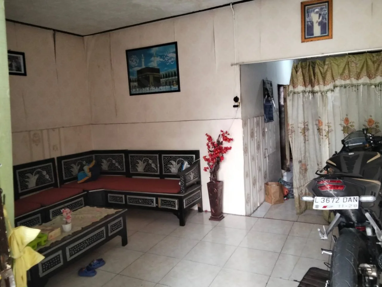 Dijual Rumah Lokasi Strategis di Lakarsantri Surabaya Barat - Image 1