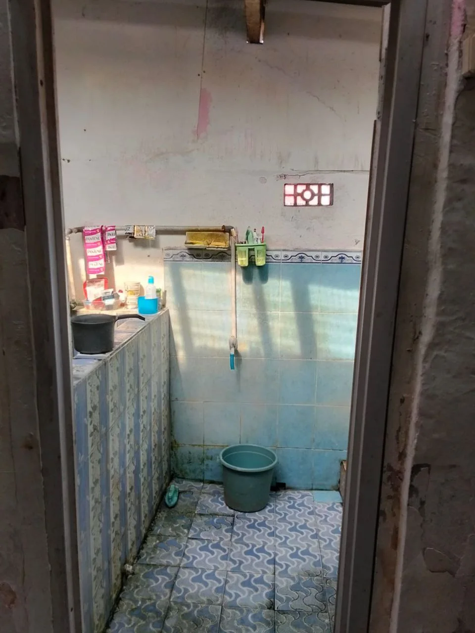 Dijual Rumah Lokasi Strategis di Lakarsantri Surabaya Barat - Thumbnail 2