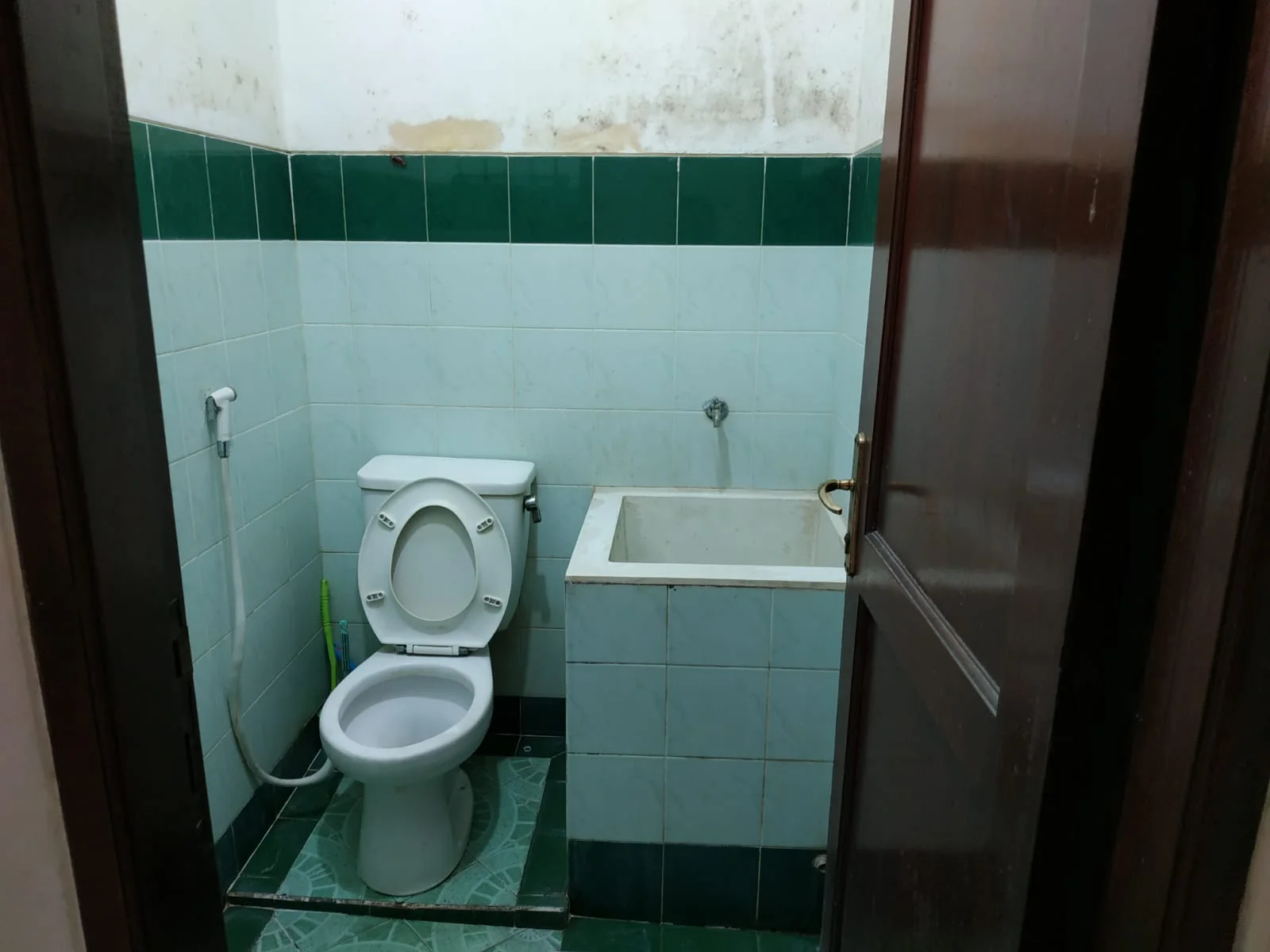 Dijual Rumah Minimalis Strategis di Alam Hijau Citraland Surabaya Barat - Thumbnail 3