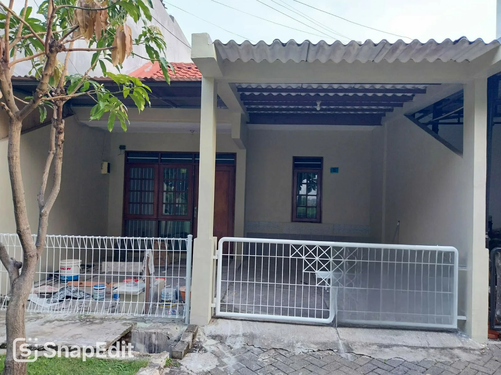 Dijual-Rumah-Minimalis-Siap-Huni-di-Babatan-Pratama-Wiyung-Surabaya-Barat