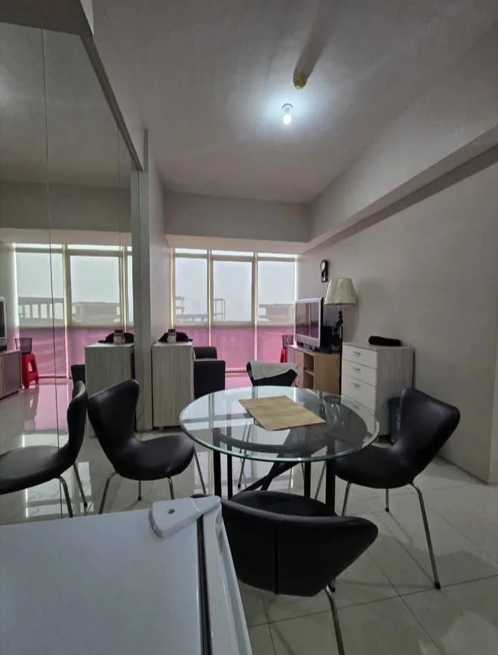 Dijual Apartemen Mewah Full Furnish di The Linden Marvel City, Wonokromo Surabaya - Thumbnail 2
