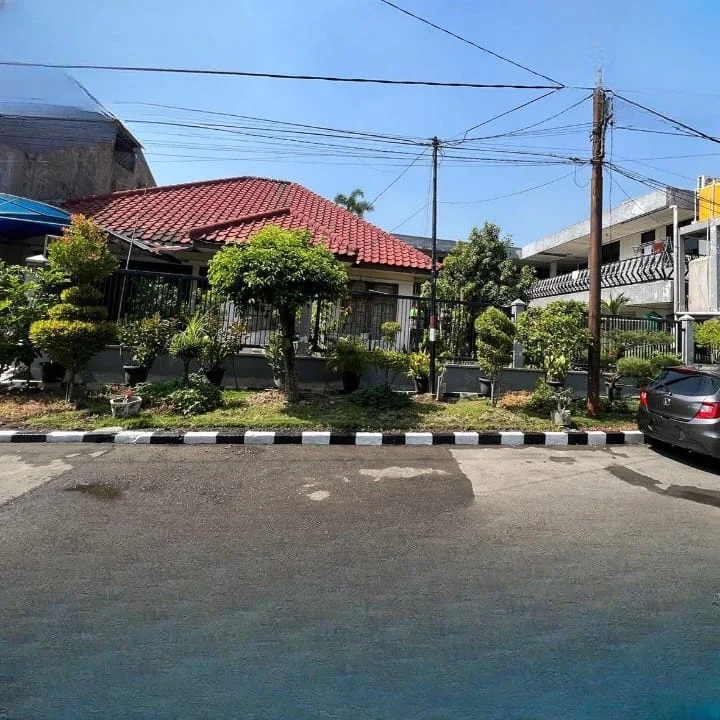 Dijual-Rumah-Siap-Huni-di-Darmo-Baru-Barat