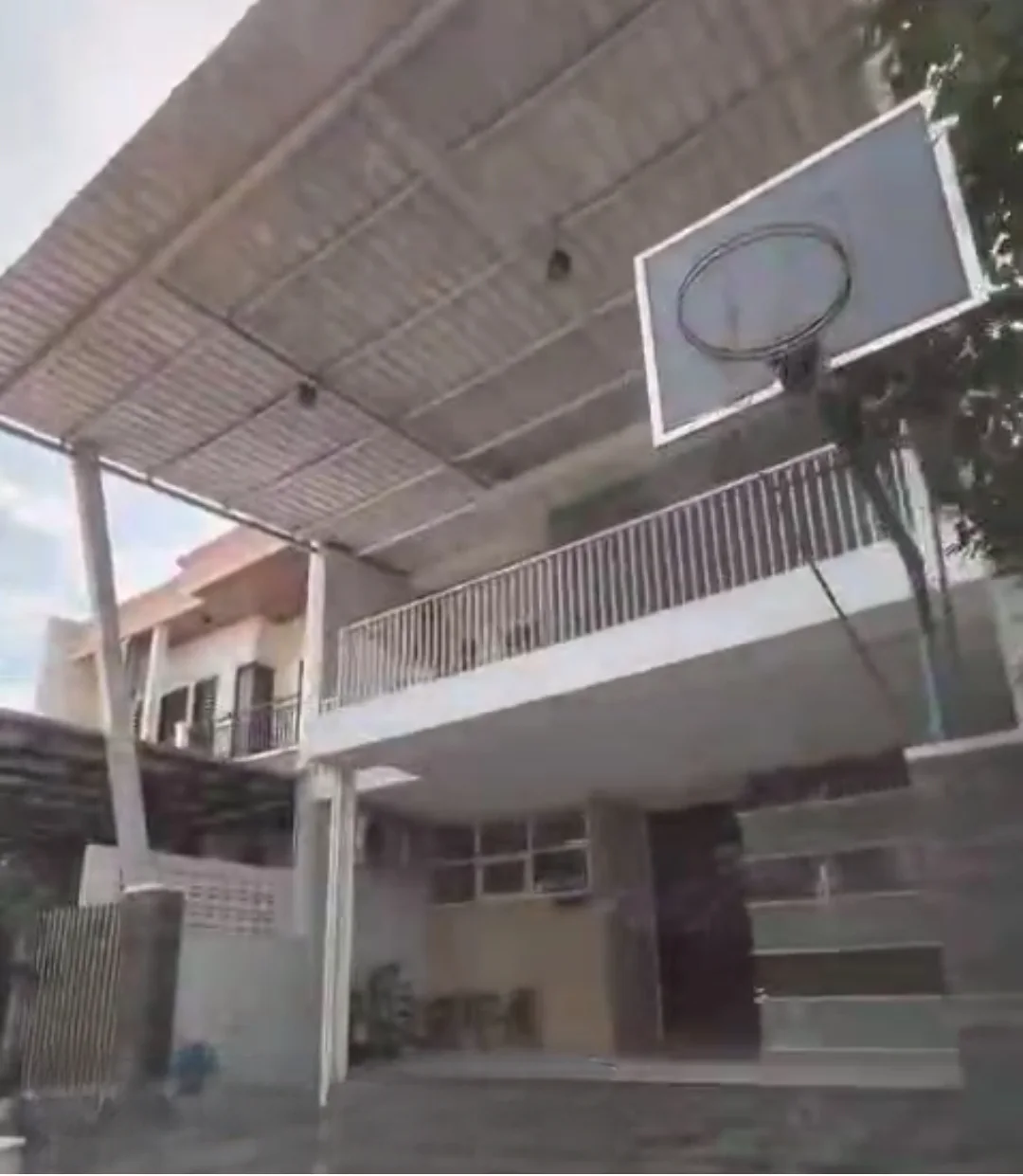 Dijual-Rumah-di-Bukit-Palma-Surabaya-barat