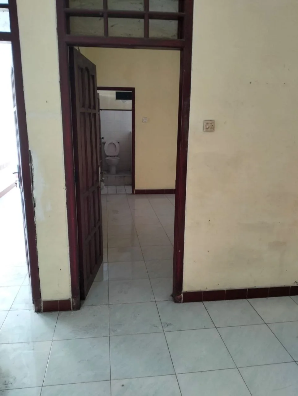 Dijual Rumah Lokasi Strategis di Jalan Jenggolo II Pucang Sidoarjo - Thumbnail 4