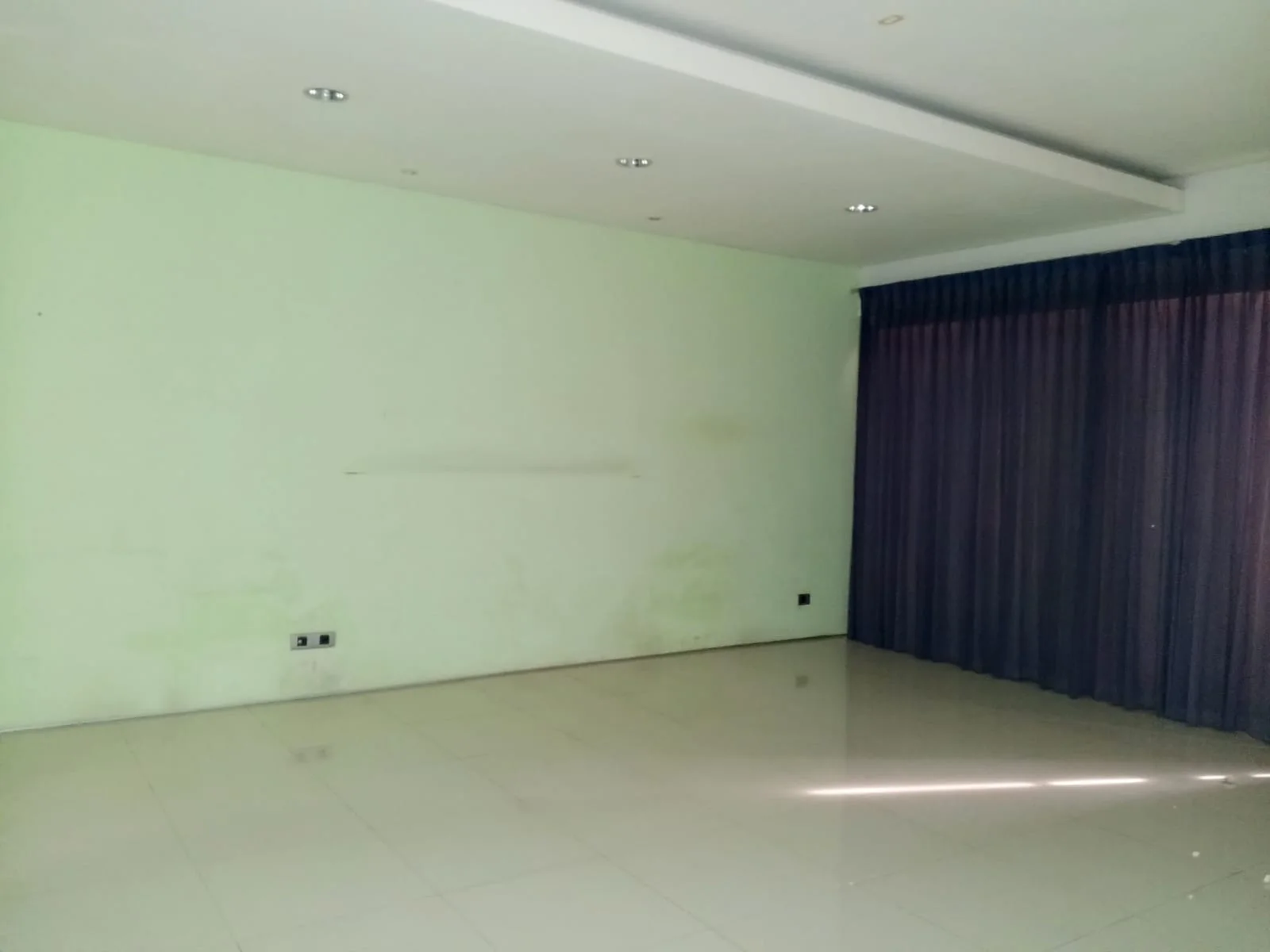 Dijual Ruko 4 Lantai Modern Lokasi Strategis di Imam Bonjol Surabaya Pusat - Thumbnail 4