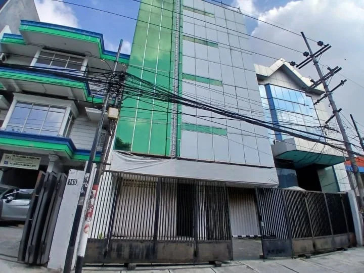 Dijual/Disewakan Ruko Komersial 5 dan 4 Lantai di Perak Barat Surabaya Utara - Image 1