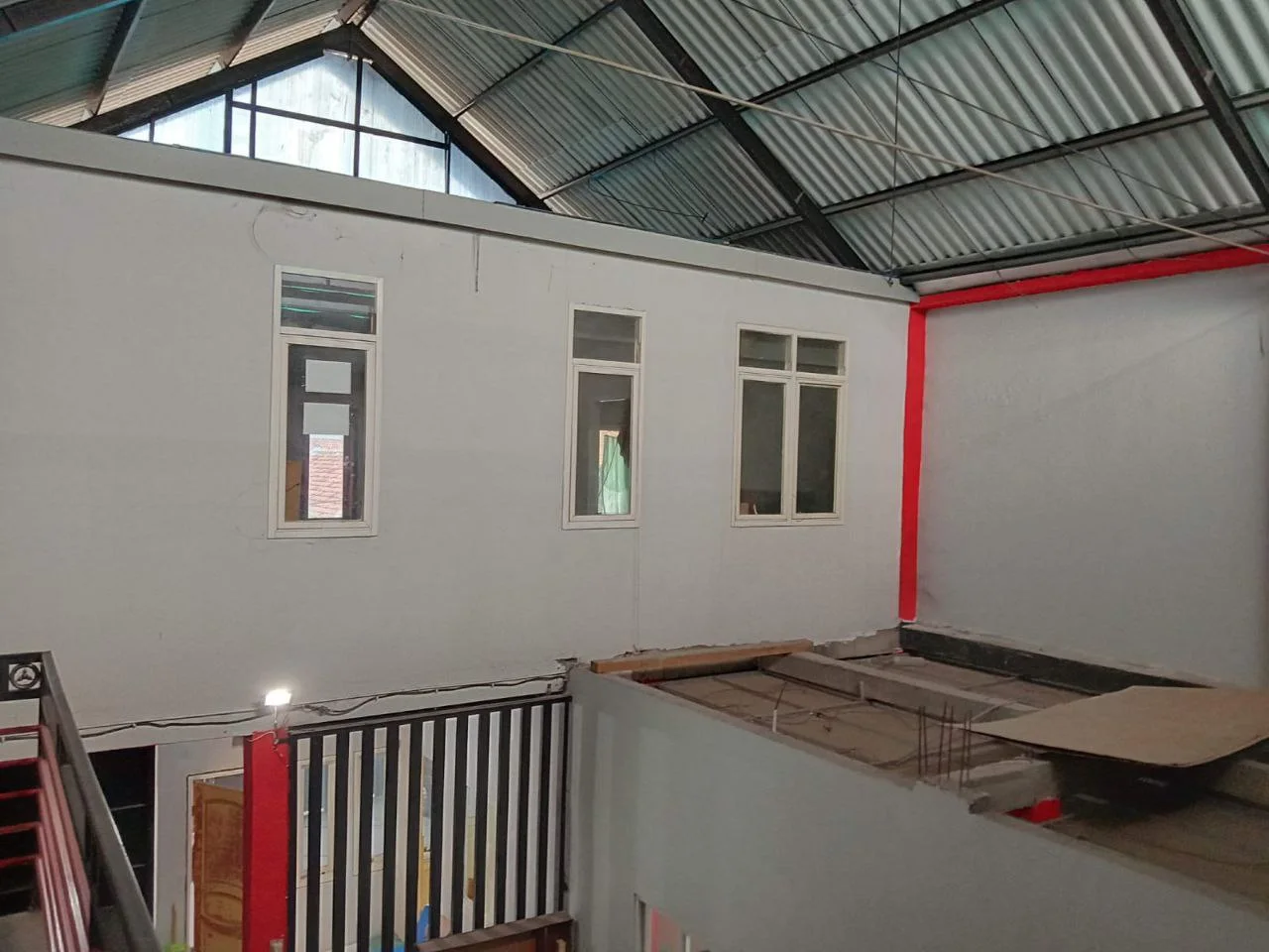 Dijual Rumah Luas dan Nyaman di Jatisari Besar Waru Sidoarjo - Thumbnail 2
