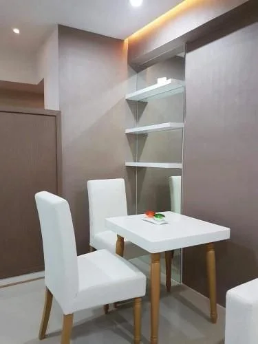 Disewakan Unit Apartemen Furnish di Apartemen Tanglin Surabaya Barat - Thumbnail 2