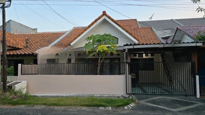 Jual-Rumah-Siap-Huni-di-Pratama-Wiyung-Surabaya-Barat