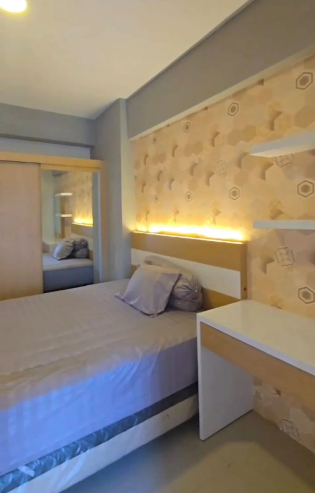 Jual Apartemen Baru Furnish di Gunawangsa Merr Surabaya Timur - Thumbnail 3