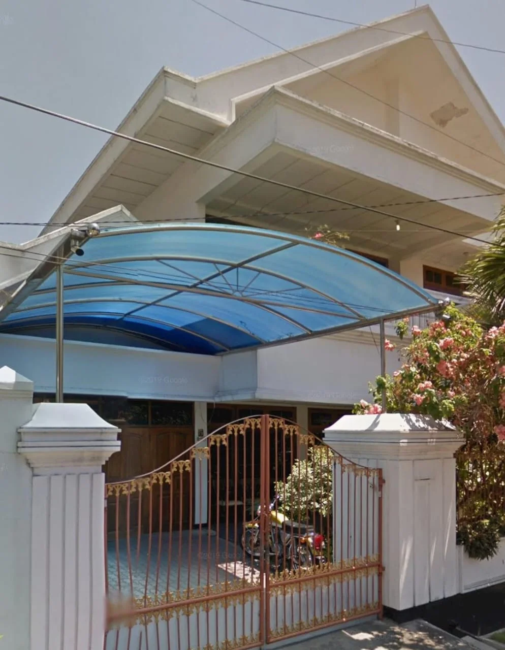 Jual-Rumah-Nyaman-Lokasi-Strategis-2-Lantai-di-Manyar-Kartika-Surabaya-Pusat-1