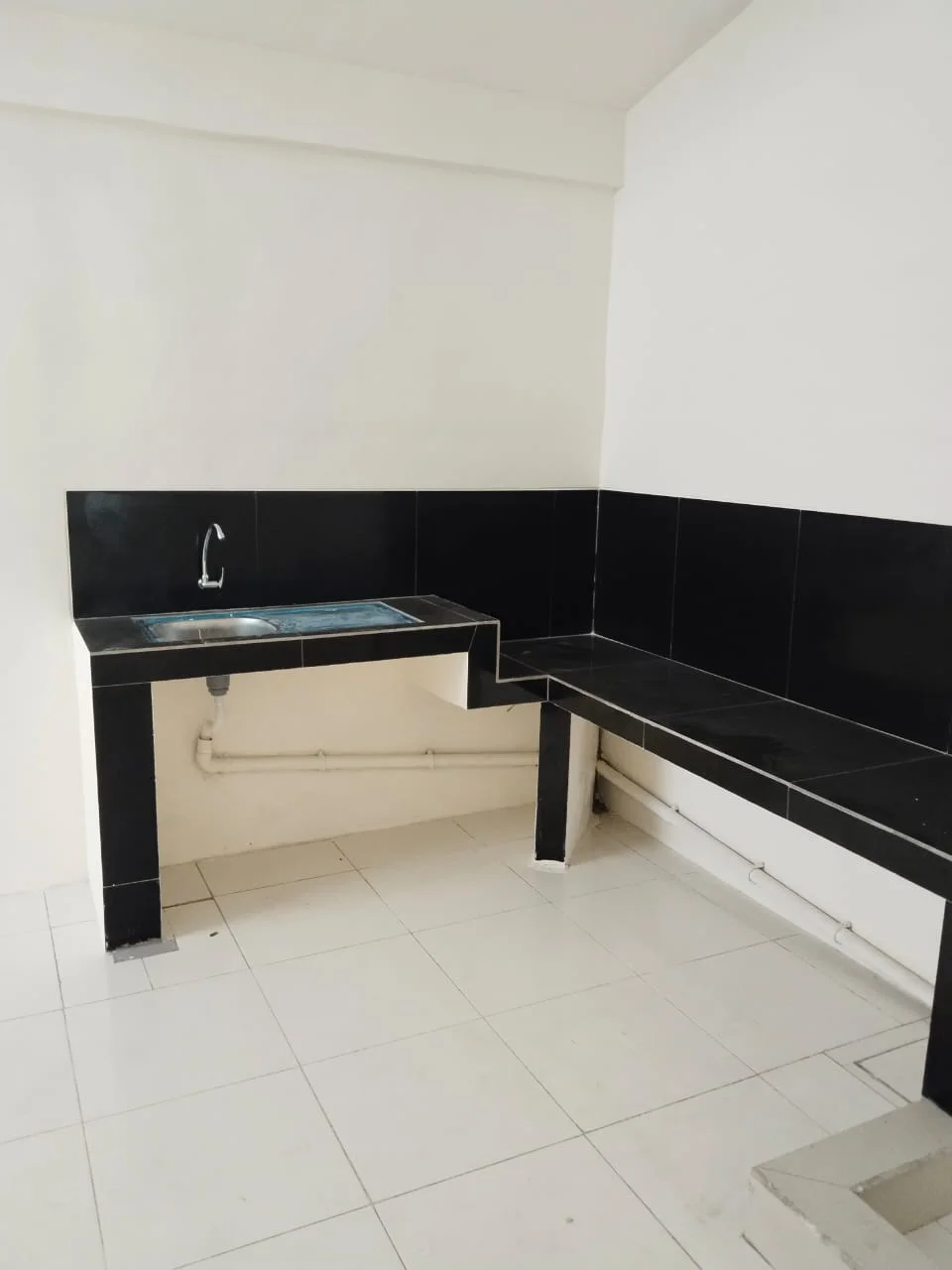 Jual Rumah Baru Renov 1 Lantai di Taman Wiguna Surabaya Selatan - Thumbnail 4