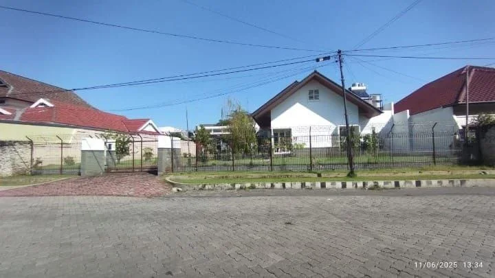 Jual-Rumah-Mewah-Tanah-Luas-Panjang-Jiwo-Permai-Lokasi-Strategis-Surabaya-Timur