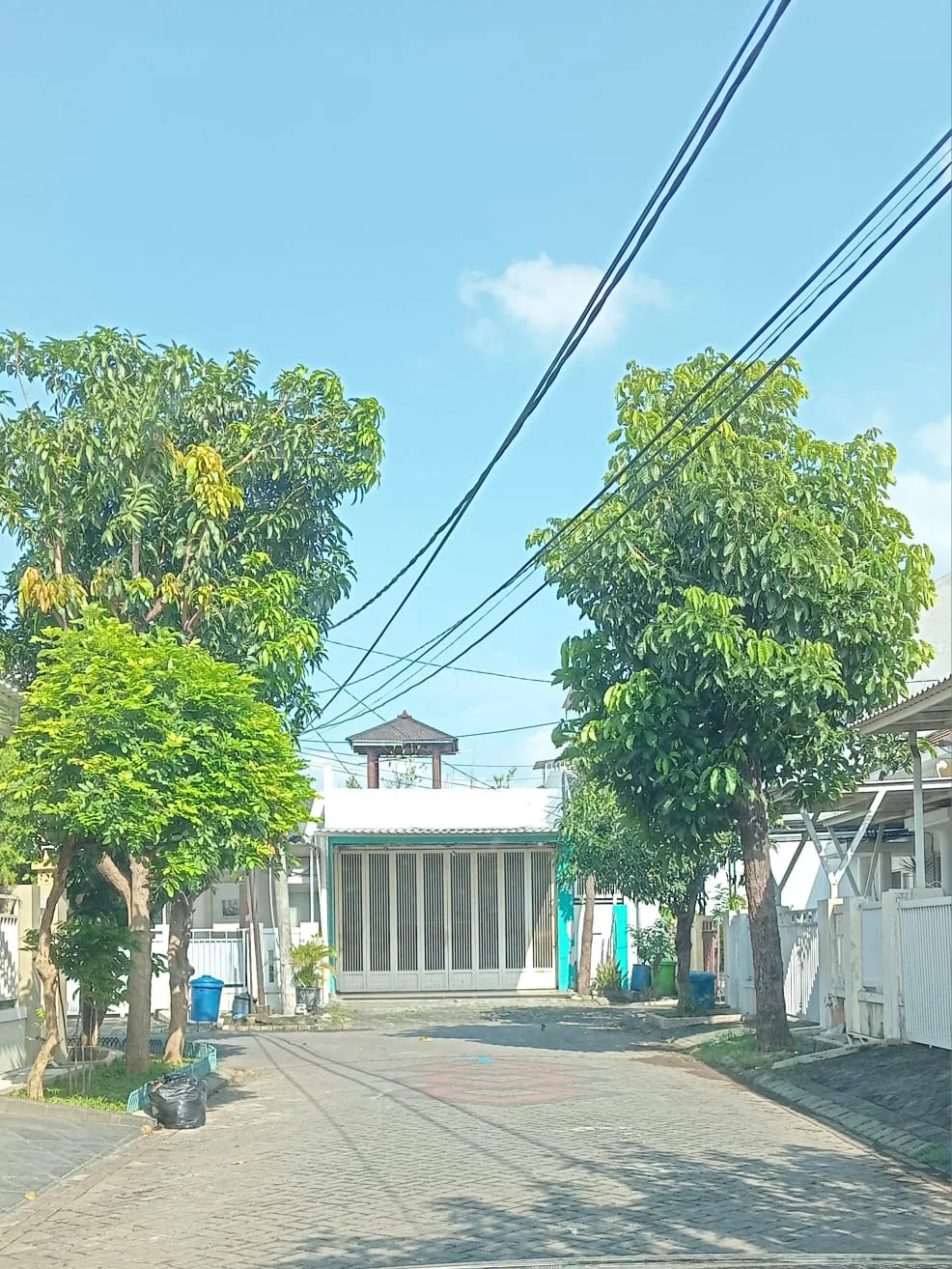Jual-Rumah-2-Lantai-Full-Furnished-di-Graha-Tirta-Waru-Sidoarjo