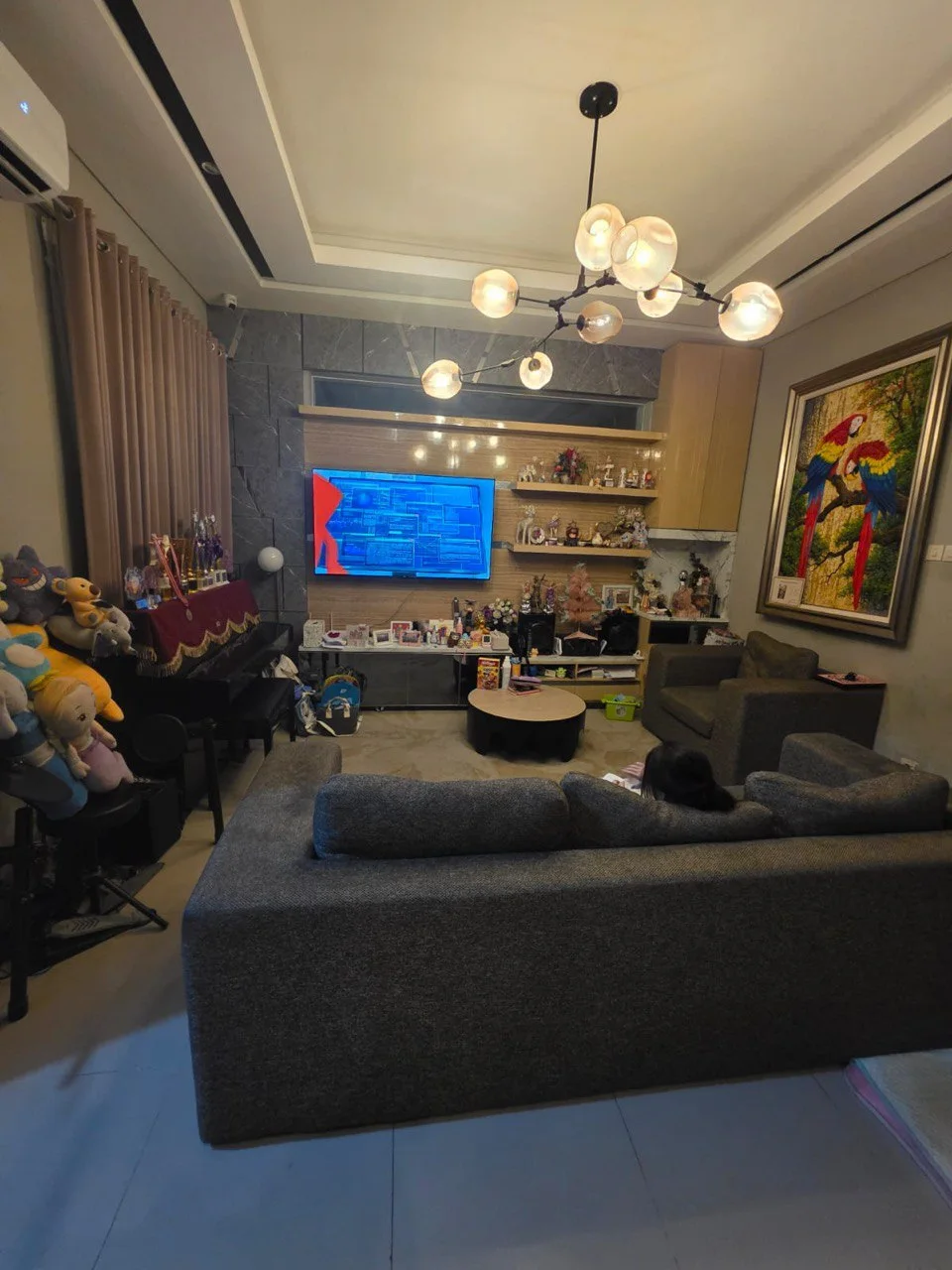 Dijual Cepat Rumah Eksklusif di Royal Residence Hampton Surabaya Barat - Thumbnail 2