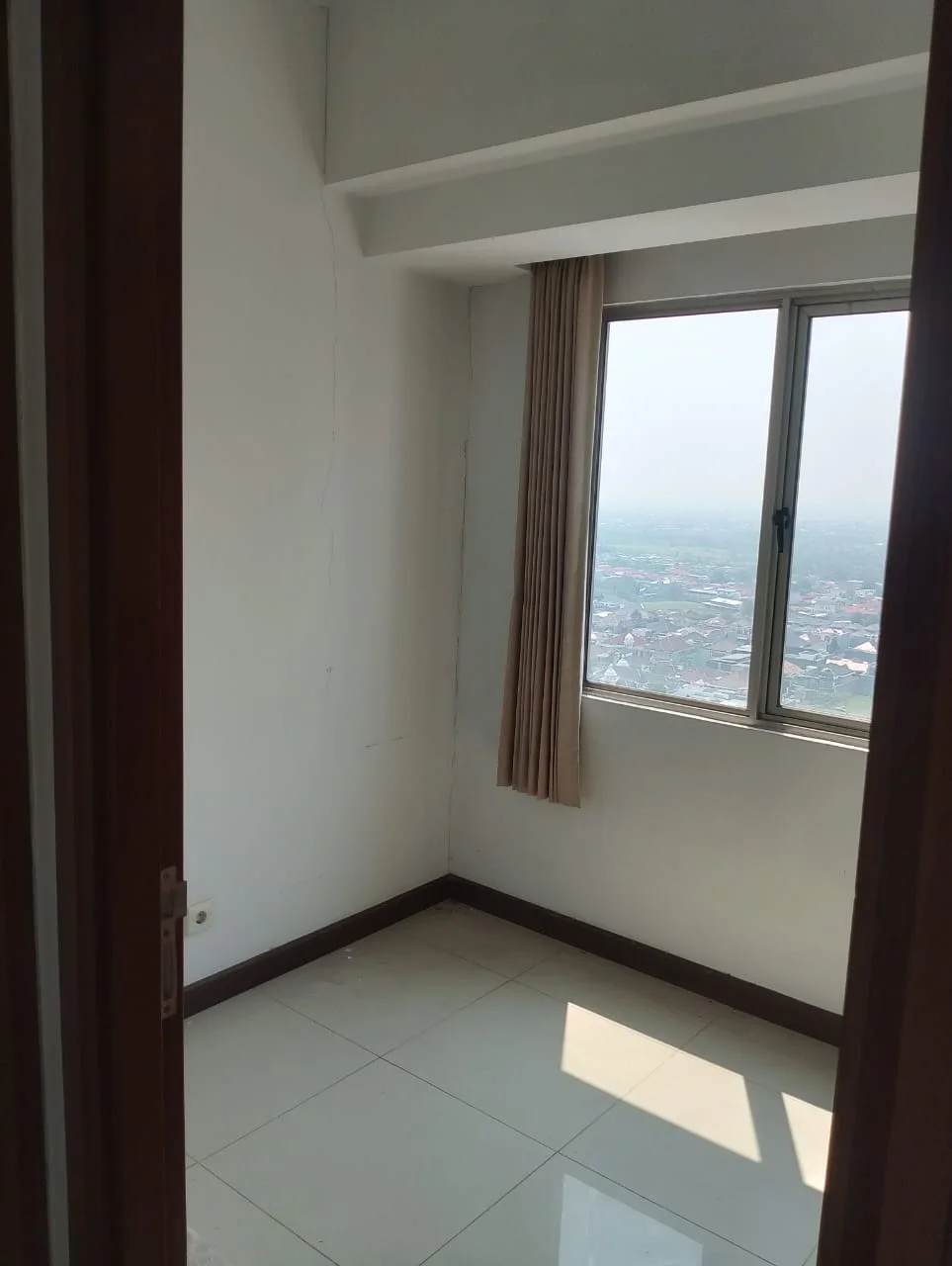 Jual Apartemen 3 BR Waterplace Murah Strategis Surabaya Barat - Thumbnail 2