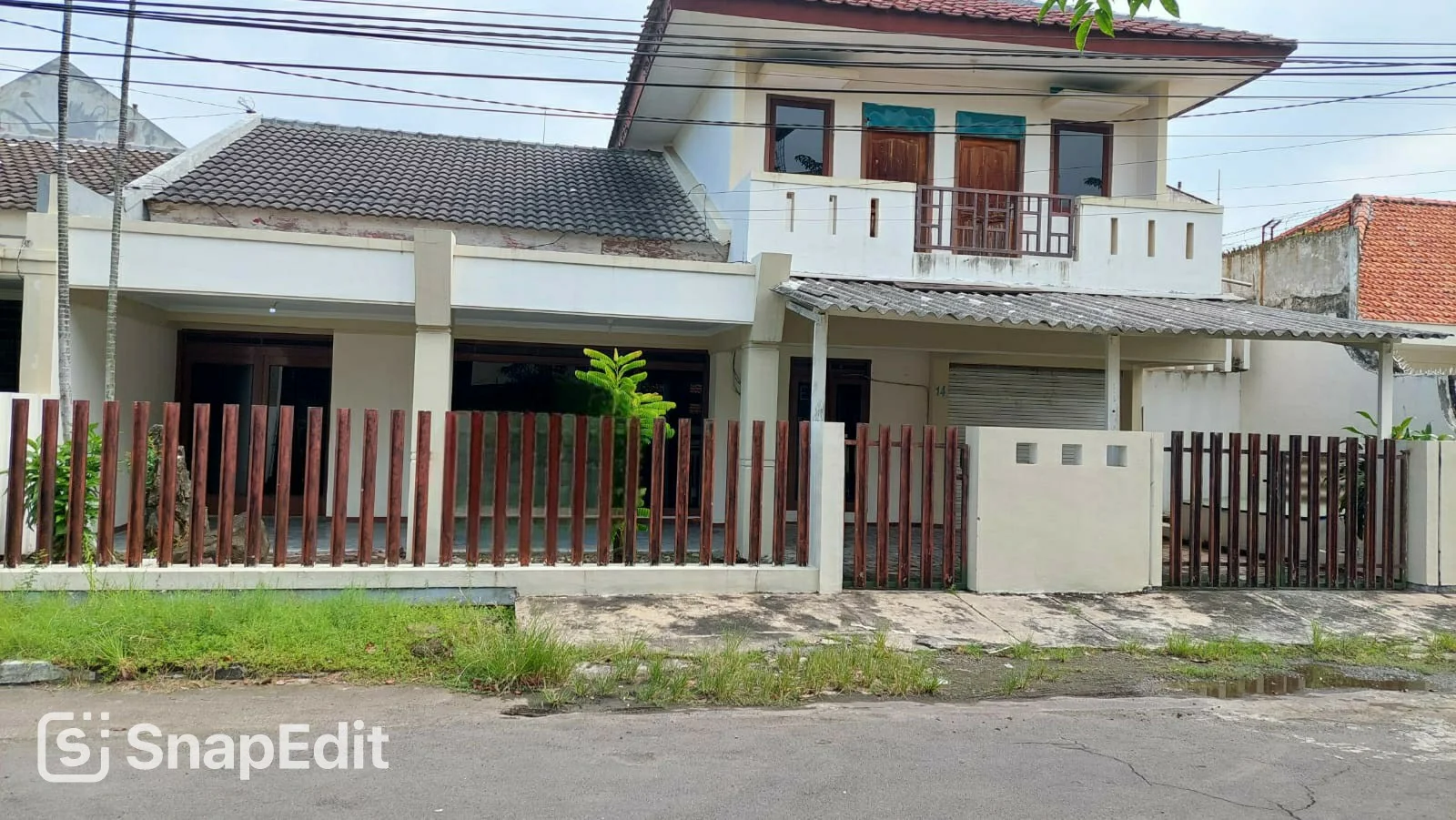Dijual-Rumah-2-Lantai-di-Kawasan-Strategis-Jemur-Andayani-Surabaya-Selatan