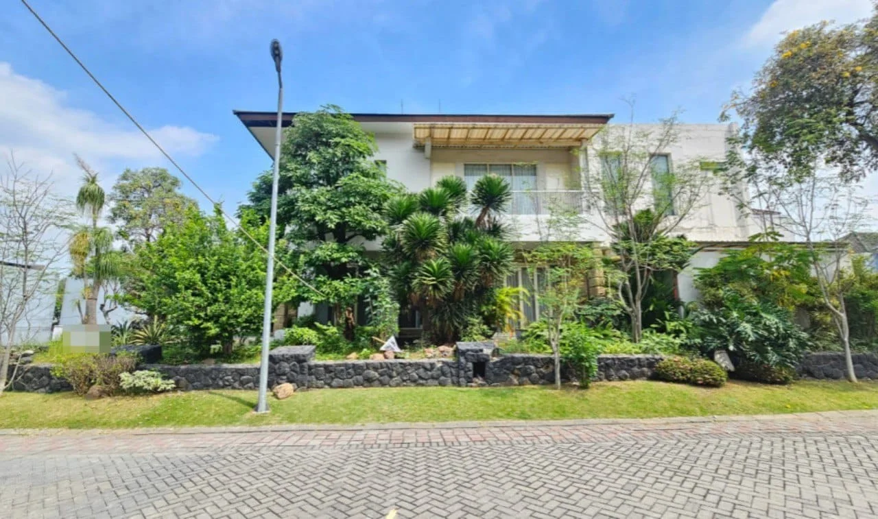 Jual-Murah-Lelang-Rumah-2-Lantai-Raffles-Garden-Lokasi-Strategis-Citraland-Surabaya-Barat