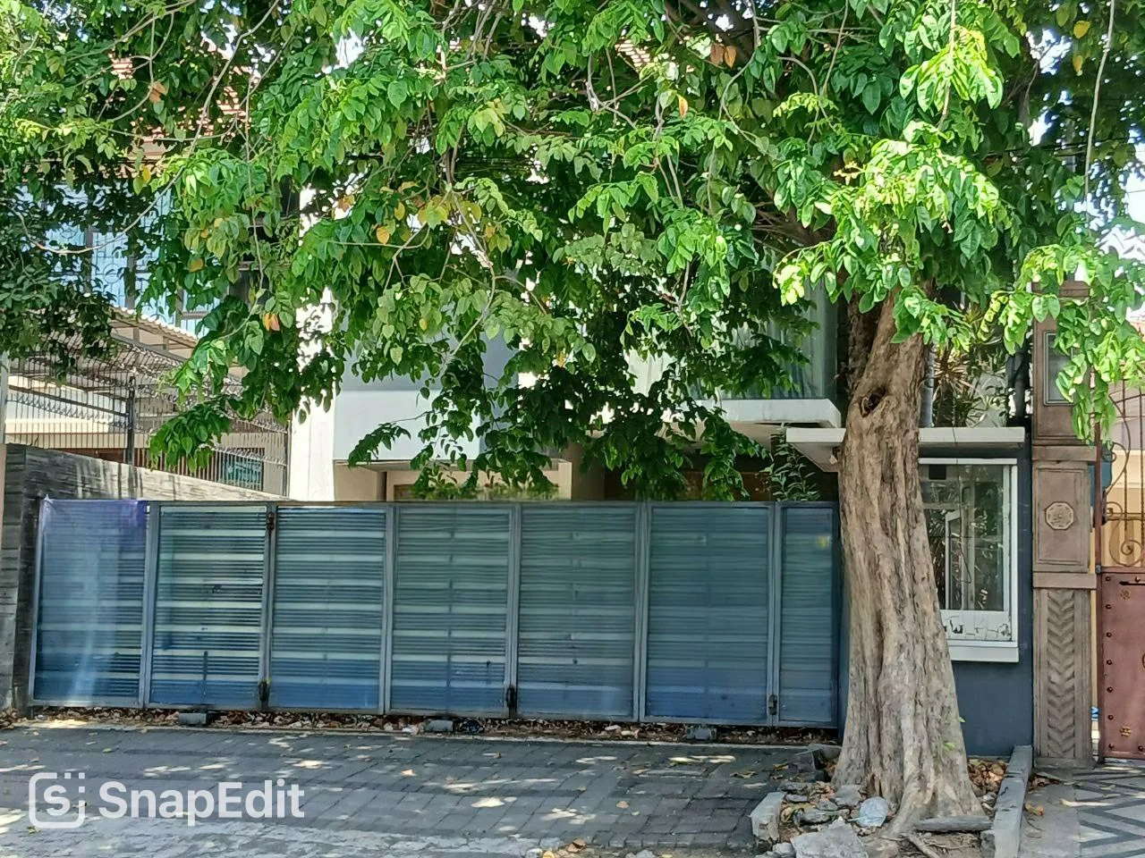 Dijual-Rumah-Usaha-Strategis-di-Kawasan-Premium-Imam-Bonjol-Surabaya-Pusat