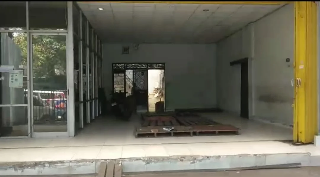 Jual-atau-Sewa-Rumah-Area-Komersial-Murah-Strategis-di-Raya-Kupang-Jaya-Surabaya-Barat