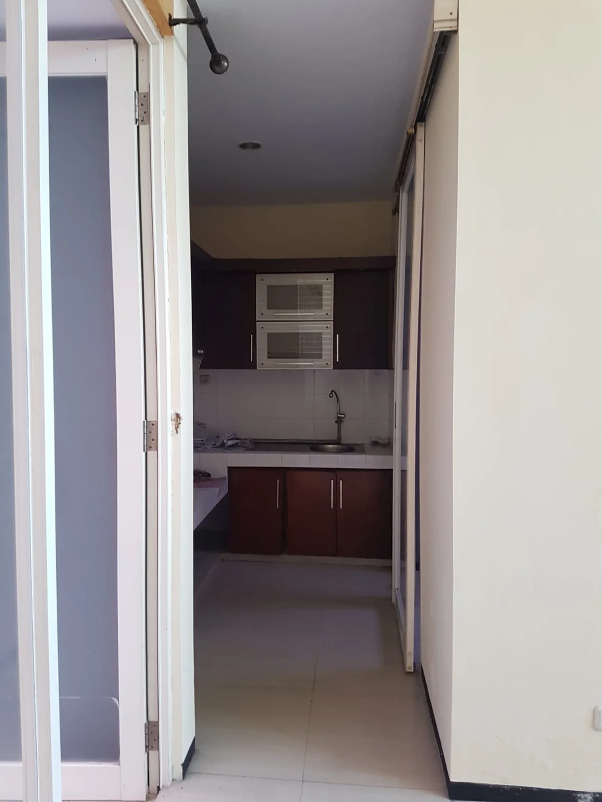 Dijual Cepat Rumah Siap Huni di Taman Puspa Raya Citraland Surabaya Barat - Thumbnail 3
