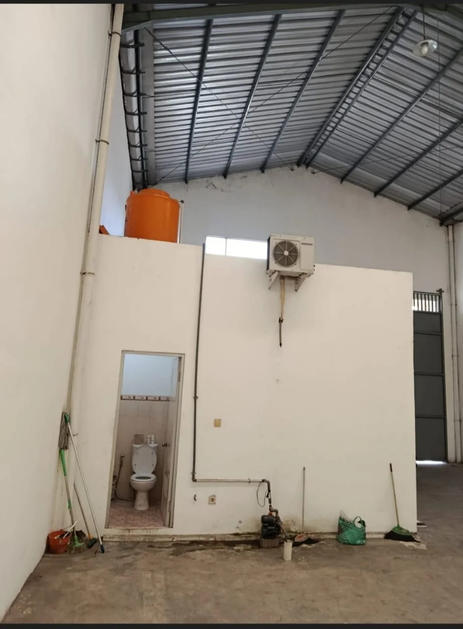 Jual Gudang Siap Pakai Murah Strategis di Tritan Banyu Urip Surabaya Barat - Thumbnail 3