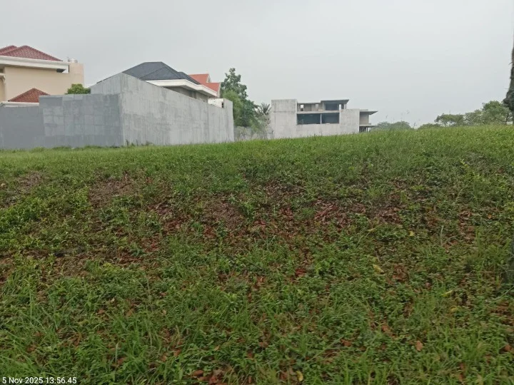 Jual Kavling Tanah di Selat Golf Lokasi Premium Strategis Surabaya Barat